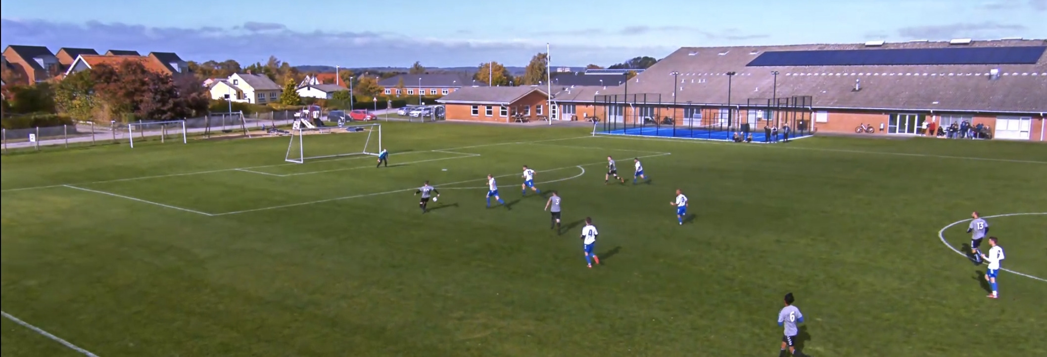 SMIFF09s præstation holder dem på andenpladsen efter sejr over Assens IF