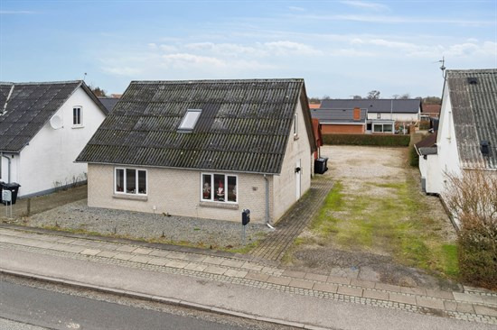 Grønhøj Skivevej 38 er til salg for kun 475.000 kr.: Se de billigste boliger til salg i Karup her