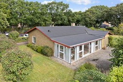 EDC Skive I/S fremviser charmerende villa i det eftertragtede Digterkvarter i Skive