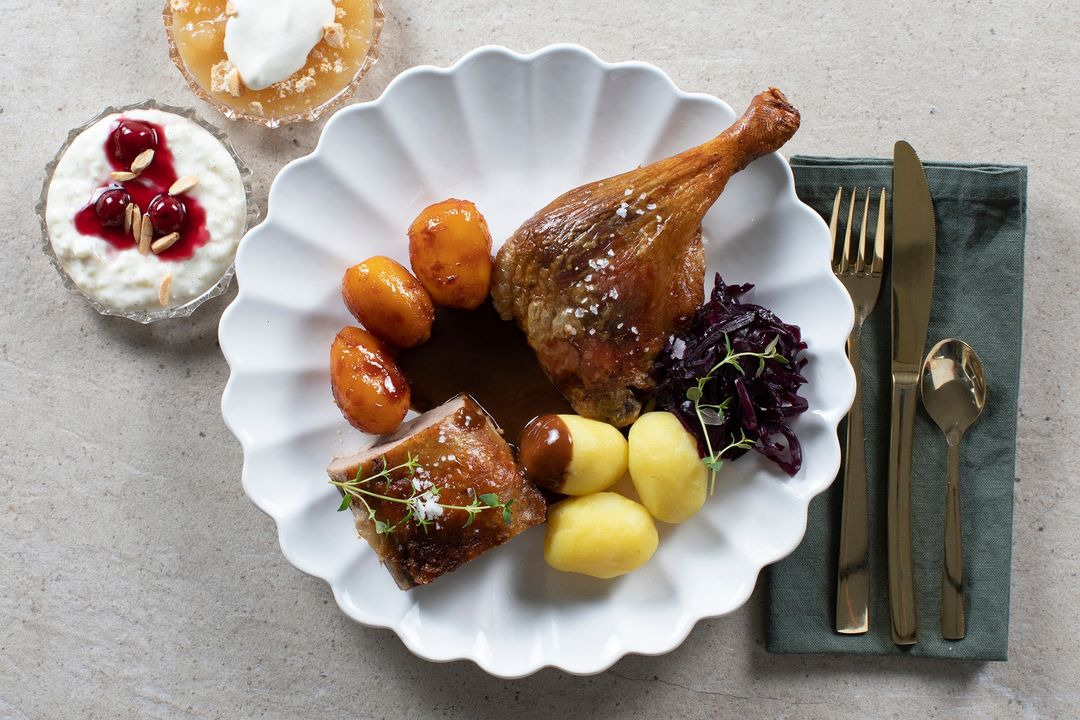 Mortensaftenmenu hos Slagter Primby: klassisk dansk middag med sprødstegt and og lækre tilbehør