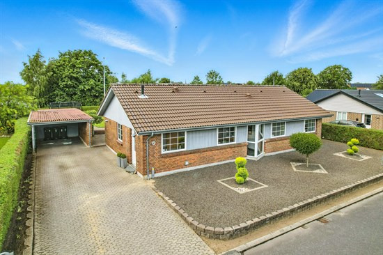 Top 6 over dyreste boliger til salg i Agerbæk. Priser op til 1.775.000 kr