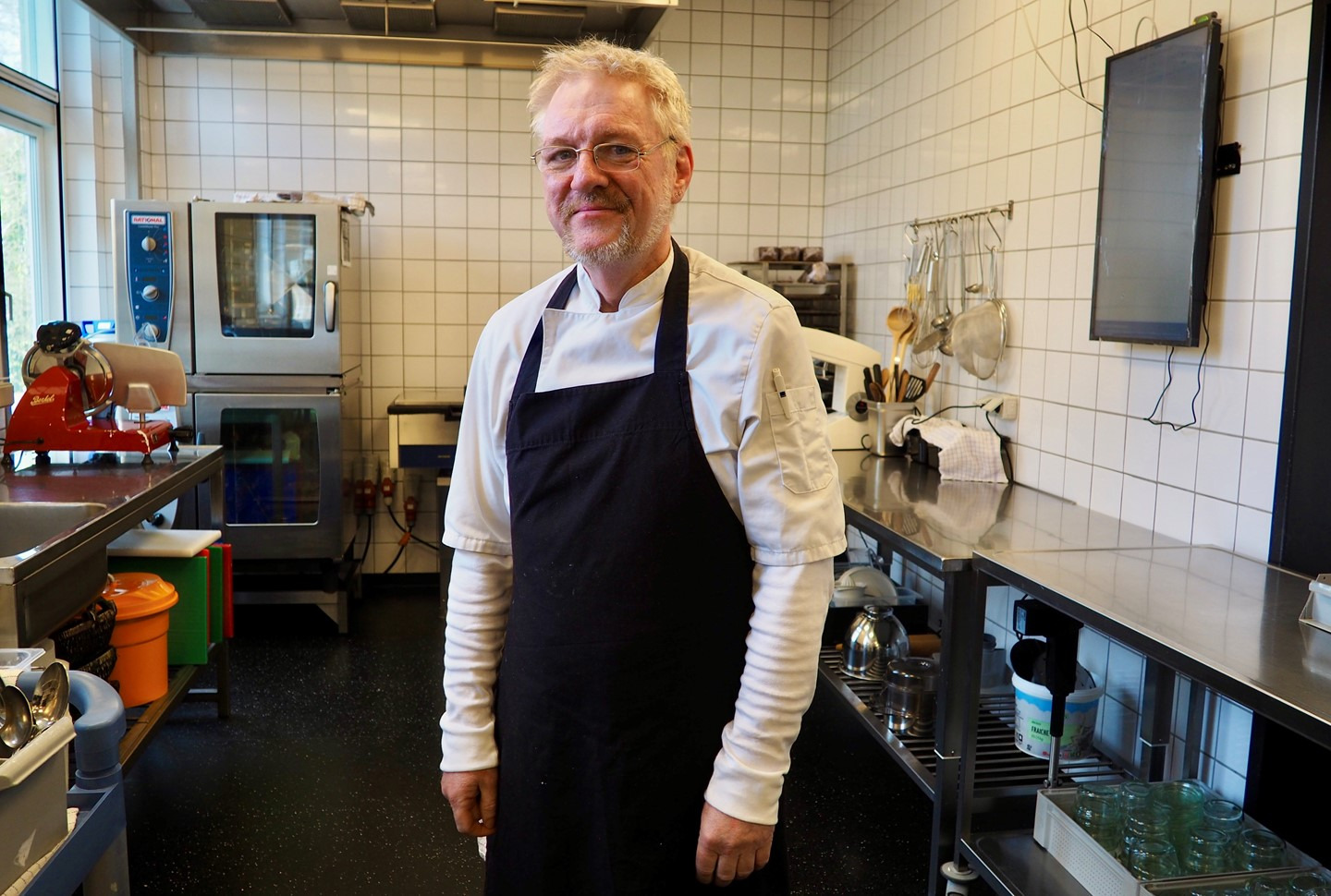 Fra kørelærer til cater - Brian kom i voksenlære som 52-årig