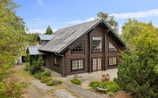 Top 6 over dyreste boliger til salg i Nordborg. Priser op til 4.650.000 kr