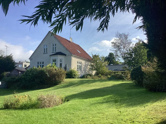 Roskildevej 20 er til salg for kun 1.795.000 kr.: Se de billigste boliger til salg i Ølstykke her