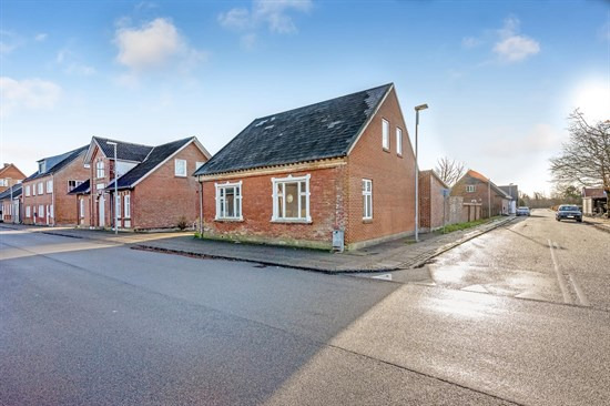 Vestergade 12 er til salg for kun 275.000 kr.: Se de billigste boliger til salg i Vemb her