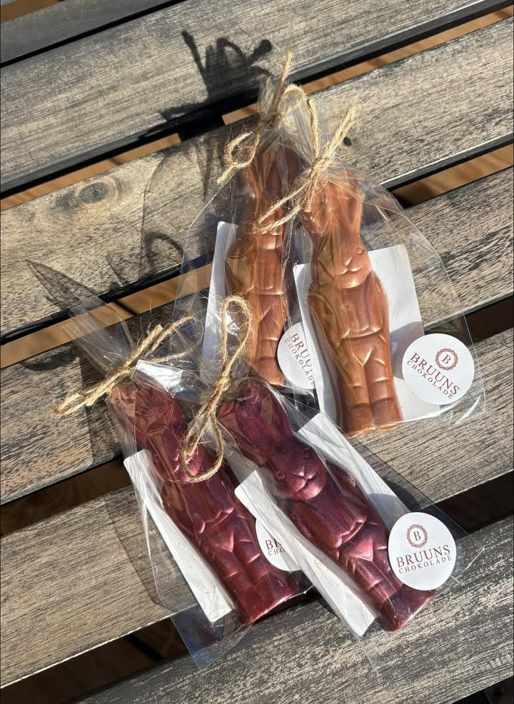 Bruuns Chokolade introducerer årets sødeste chokoladehare i Sorø