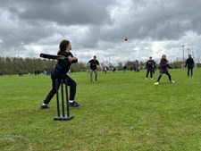 221 elever deltog ved Skole OL-lokalstævne i cricket