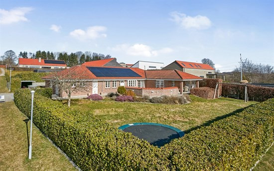 Kastanjealle 47 og 6 andre boliger er kommet til salg denne uge i Horsens - se boligerne her.