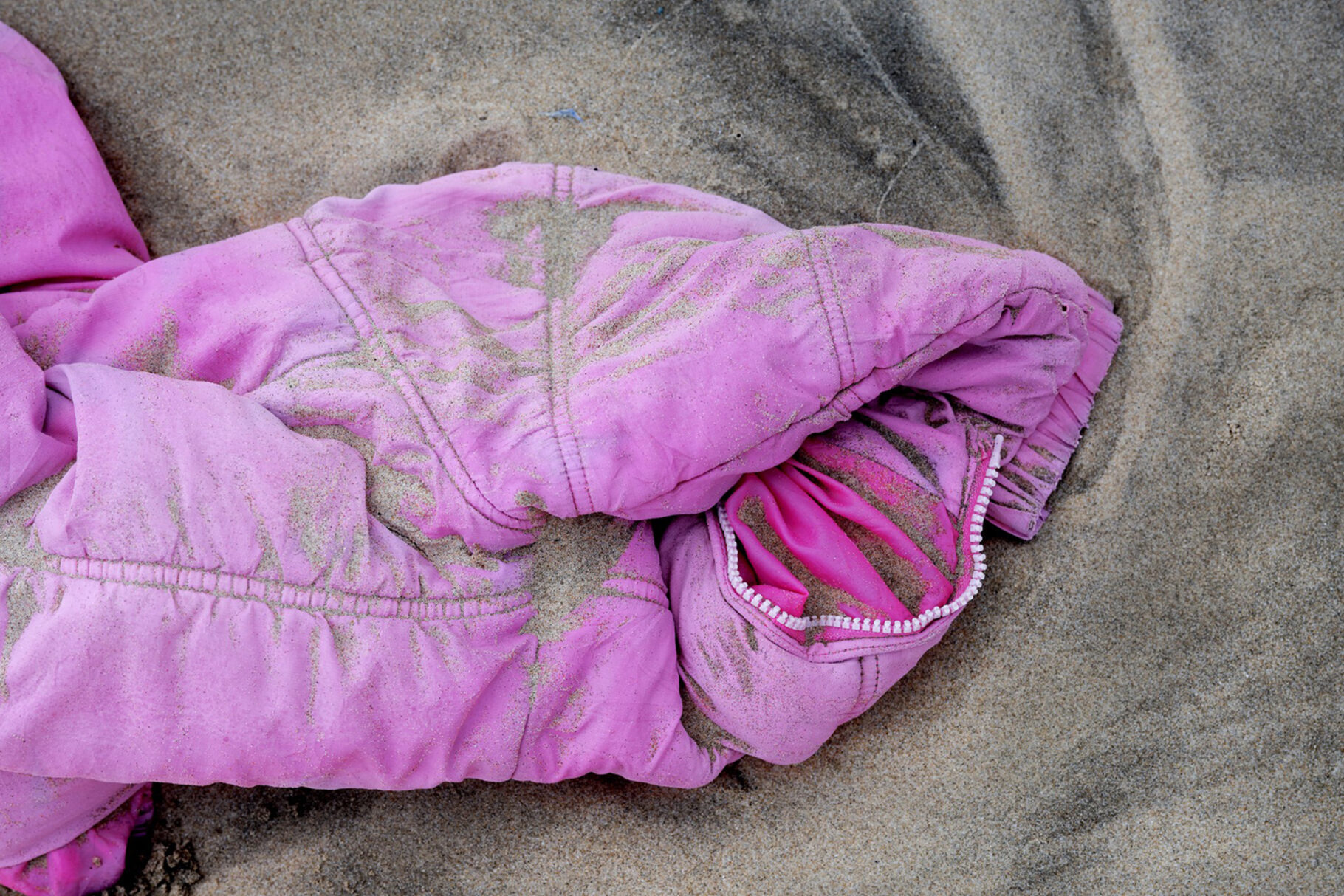 Foredrag om fotoudstillingen Fashion Dumpsite på Tekstilmuseet