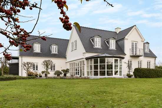 Top 6 over dyreste boliger til salg i Præstø. Priser op til 12.995.000 kr