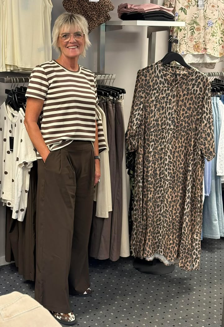 Rosengreen præsenterer trendy efterårssæt i varme nuancer