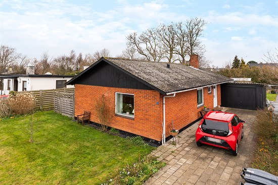 Doktorbakken 5 er til salg for kun 445.000 kr.: Se de billigste boliger til salg i Aakirkeby her