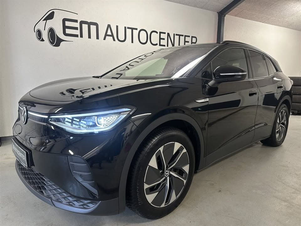 EM AUTOCENTER ApS opfordrer til en prøvetur i VW ID.4 på lørdag