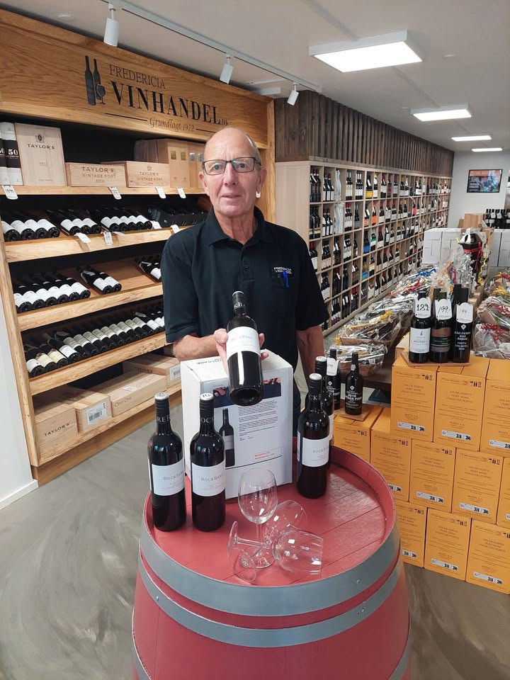FREDERICIA VINHANDEL åbner fredags-vinbaren med RockBare Cabernet Sauvignon til 99 kr.