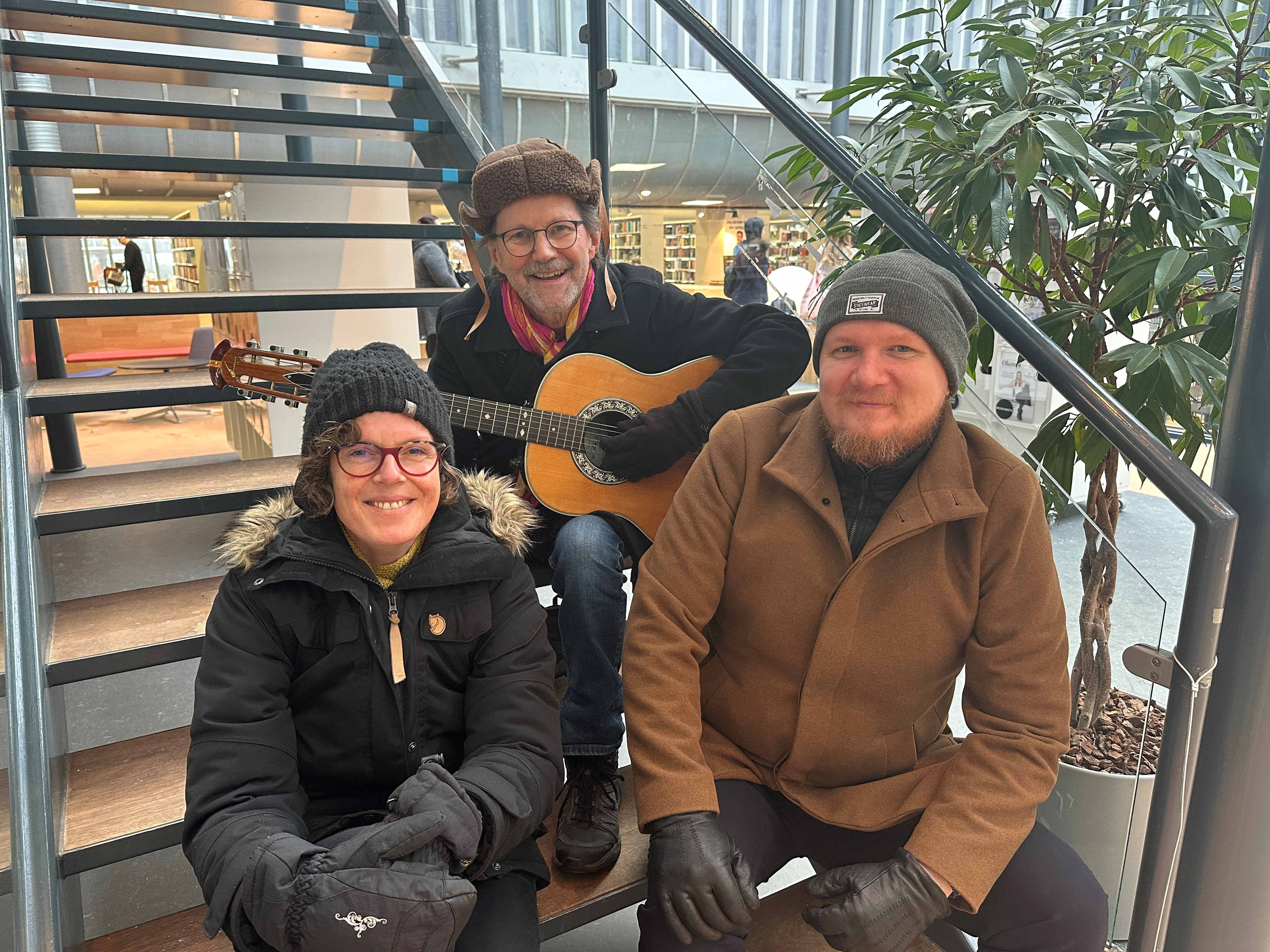 Oplev reparation, fællessang og litteratursamtale på Randers Bibliotek