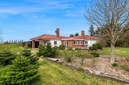 Top 6 over dyreste boliger til salg i Vemb. Priser op til 3.345.000 kr