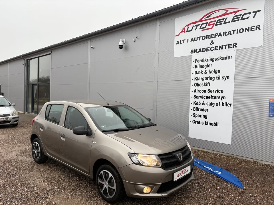 AutoSelect Slagelse Synshal tilbyder afhentningstilbud på Dacia Sandero 2015