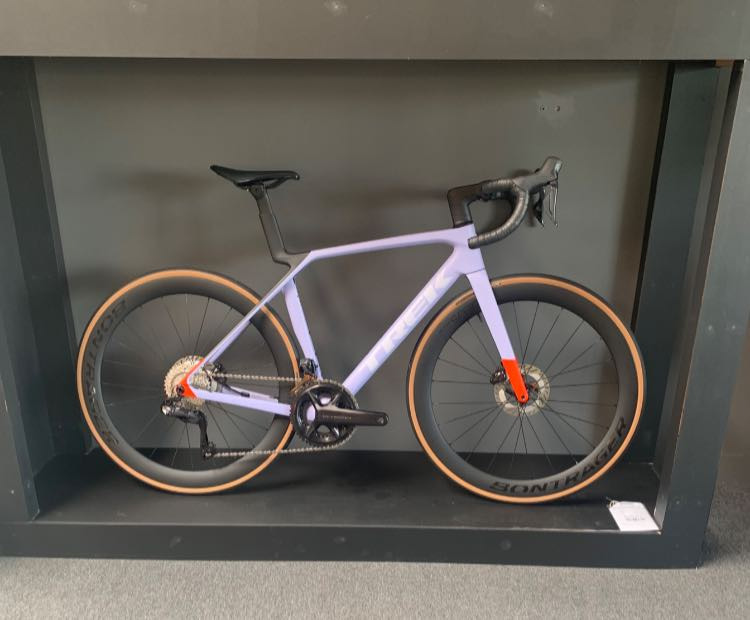 Birks Bike Shop ApS præsenterer de nyeste cykelmodeller fra Trek