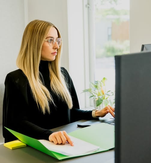 Mød Trine Corvenius Sørensen: Vores erfarne advokatsekretær hos Ret&Råd Dronninglund