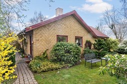 Top 6 over dyreste boliger til salg i Rask Mølle. Priser op til 9.995.000 kr