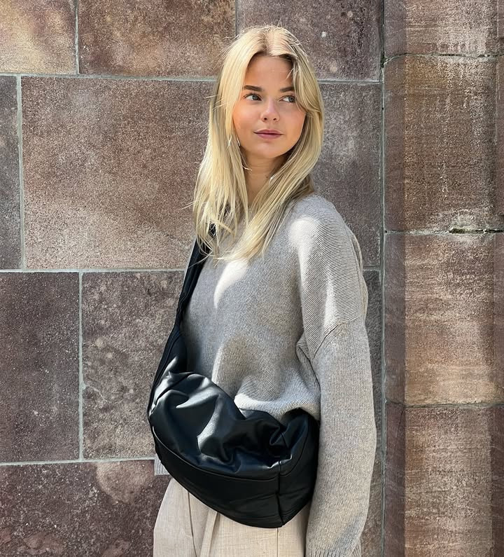 Rosengreen præsenterer dagens låge med skindtaske fra Treats