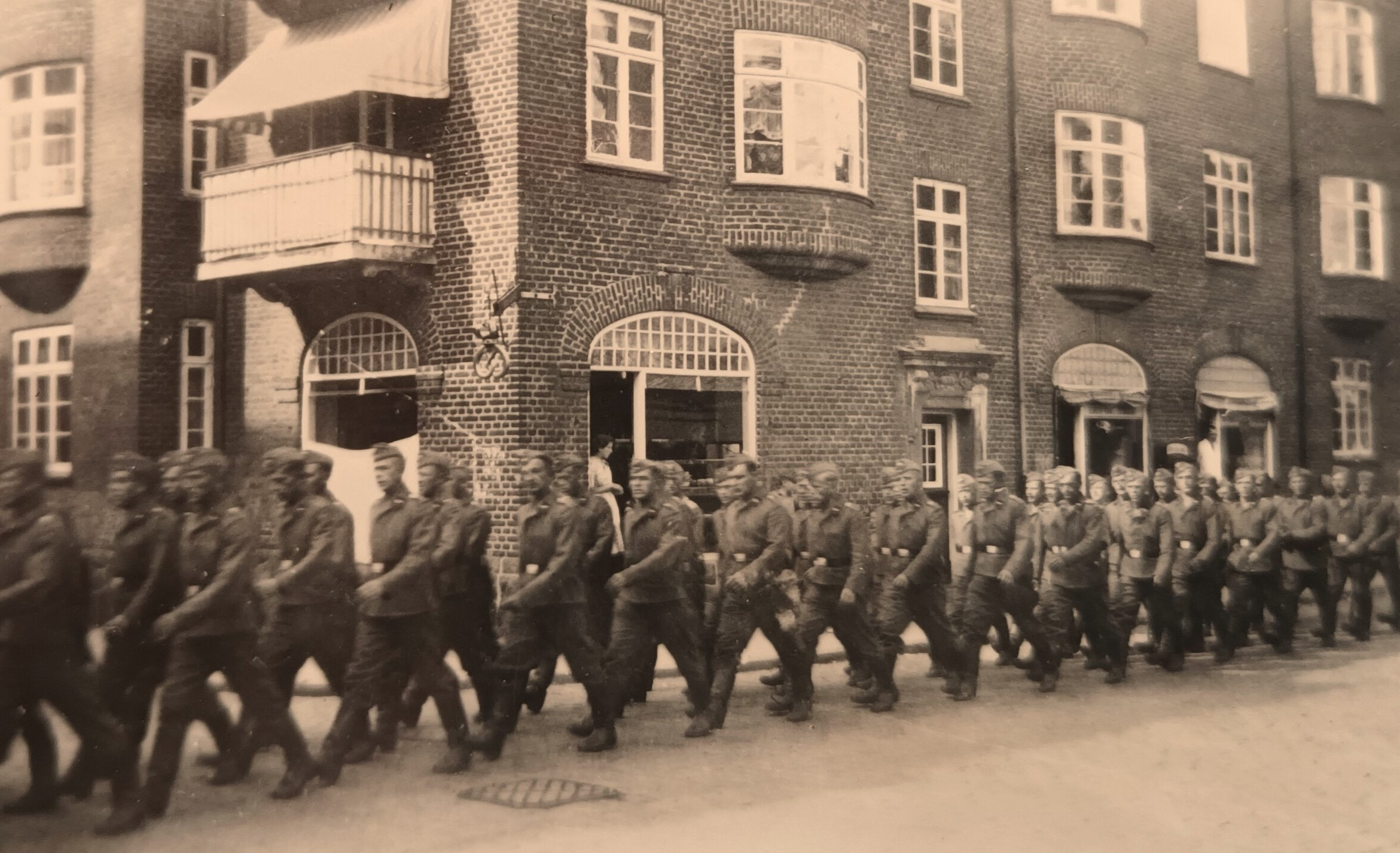 Gå i Churchill Klubbens fodspor med historisk byvandring i Aalborg