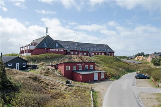 Elmevej 8 er til salg for kun 398.000 kr.: Se de billigste boliger til salg i Henne her