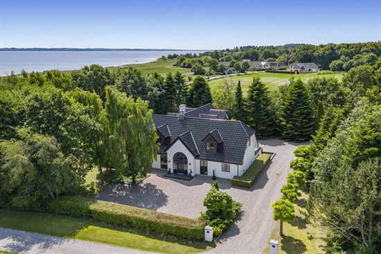 Top 6 over dyreste boliger til salg i Farsø. Priser op til 8.875.000 kr