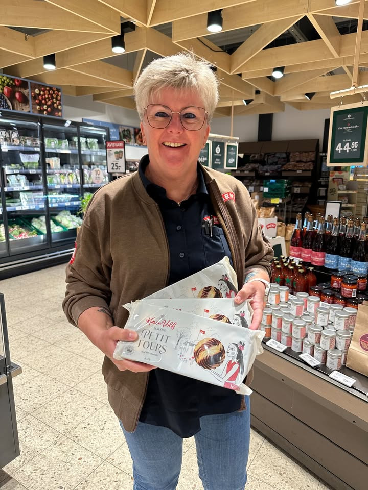 Meny Gl. Skagensvej tilbyder petit fours til halv pris for kun 10 kr.