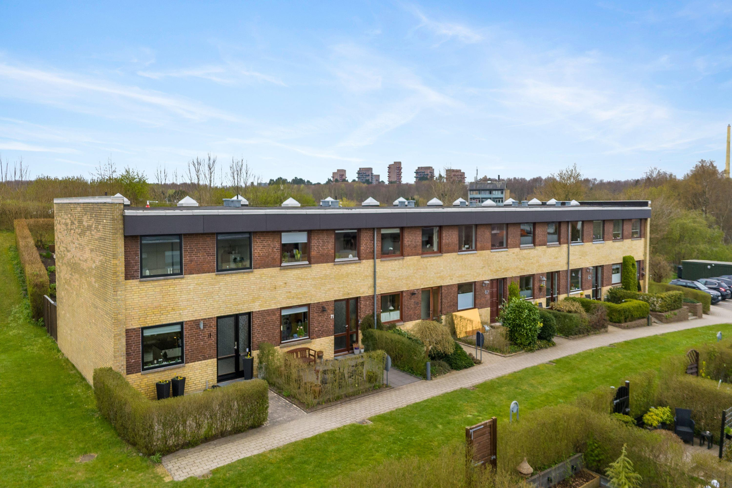 Velindrettet og indflytningsklart enderækkehus i Vejgaard