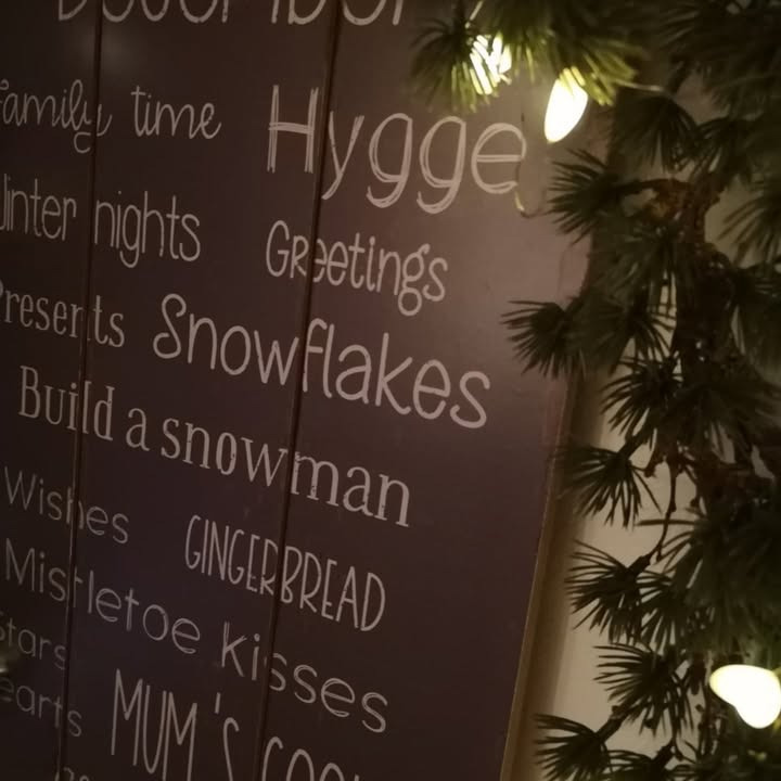 Festlig adventssøndag med aktiviteter hos Lux By Jakobsen i gågaden