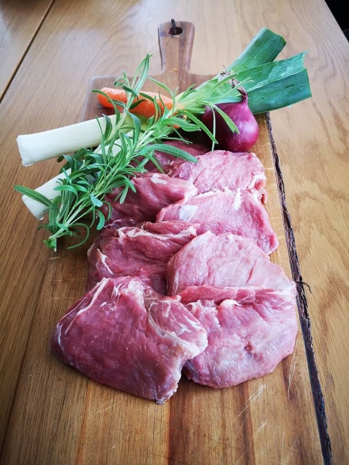 Svinekæber på tilbud: 99 kr. pr. kg hos Løvbjerg Frederikshavn