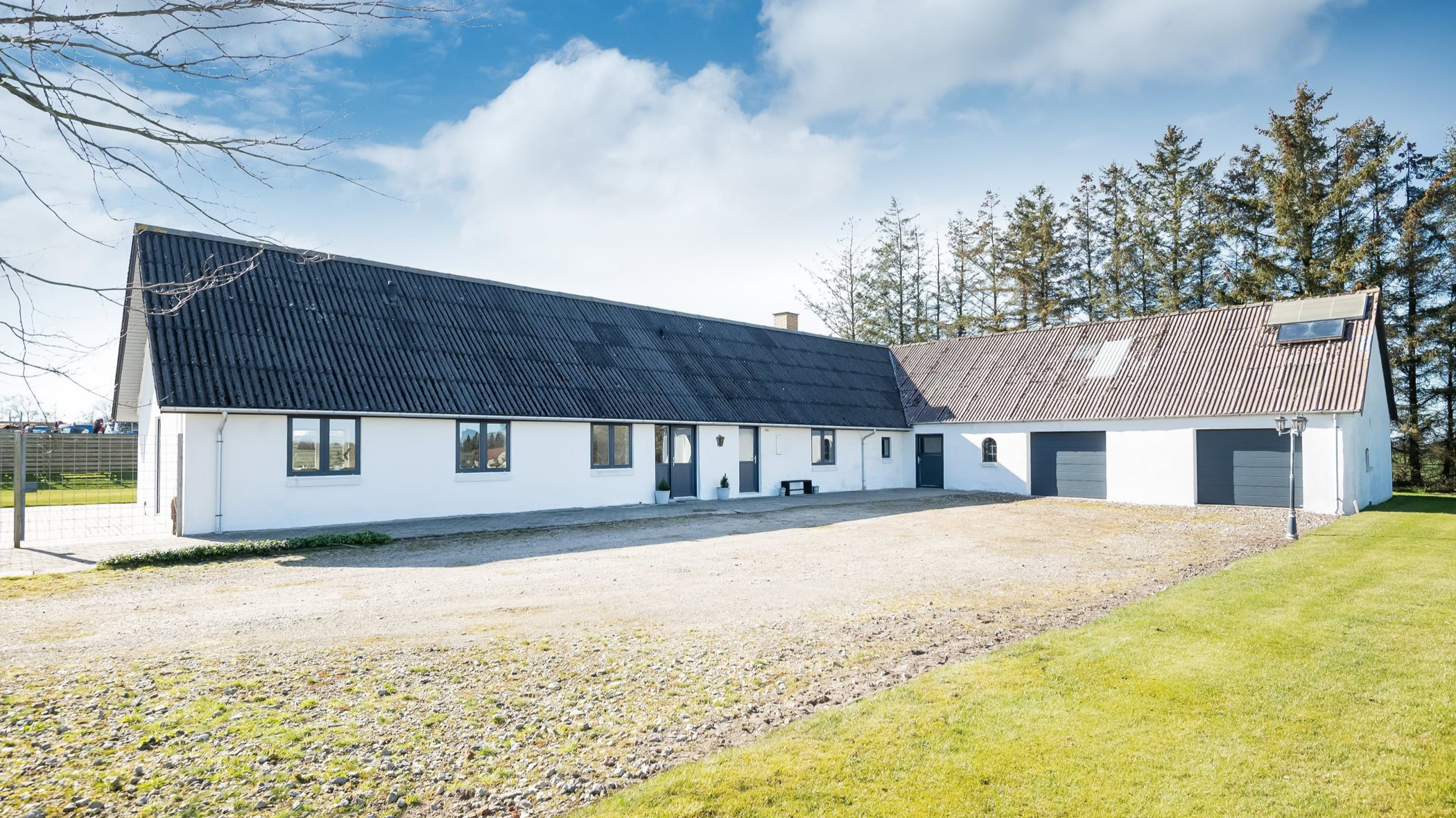 ESTATE Boligmægleren Tårs: Dejlig ejendom i flotte omgivelser