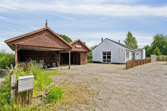 Rolighedsvej 2 er til salg for kun 995.000 kr.: Se de billigste boliger til salg i Hedensted her