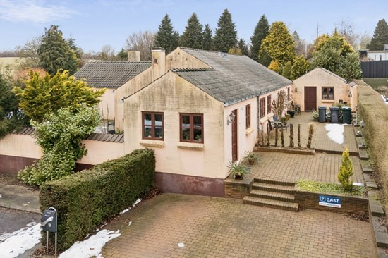 Enebærvej 1 og 1 anden boliger er kommet til salg denne uge i Glamsbjerg - se boligerne her.