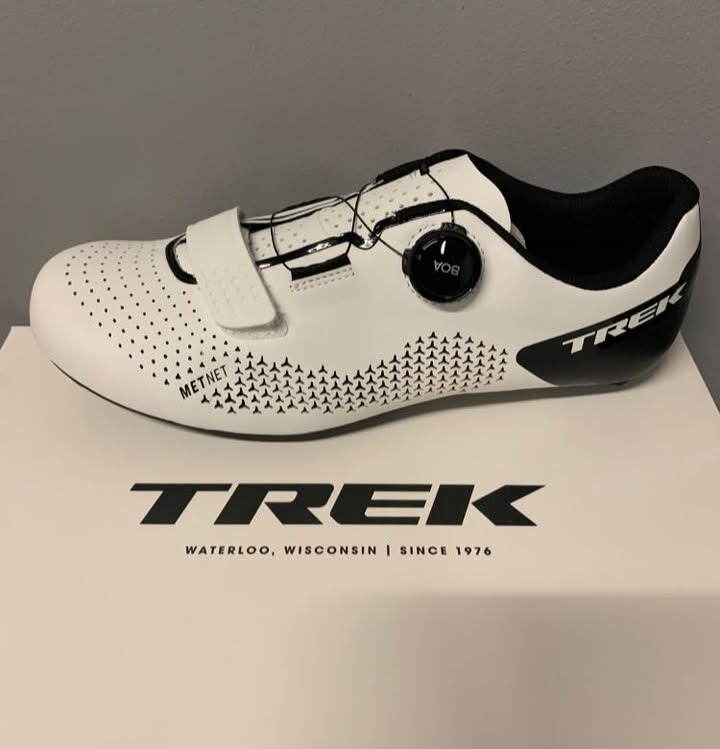 Birks Bike Shop ApS præsenterer nye Trek landevejssko og annoncerer flytning til Hjørring