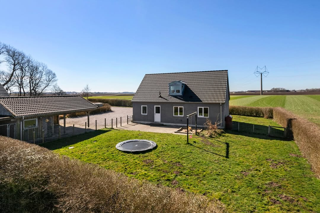 Home Støvring præsenterer ny villa med moderne komfort og landlig idyl tæt på Suldrup