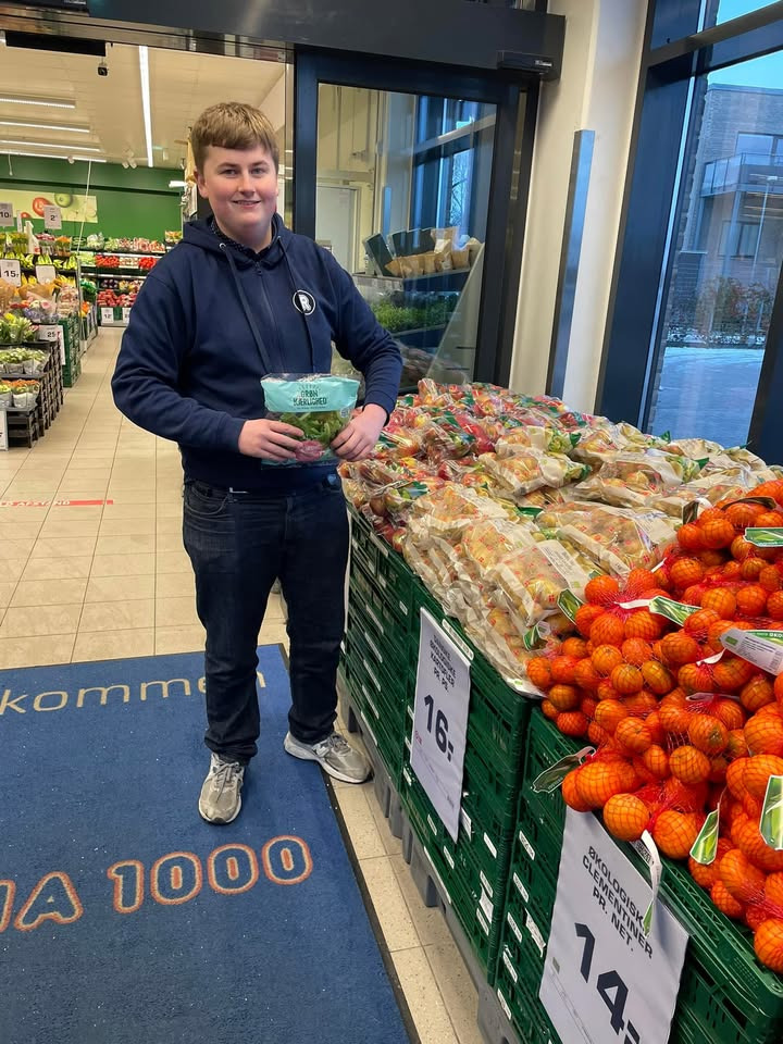 Skarpe tilbud på frugt og grønt hos REMA 1000 Nordre Strandvej