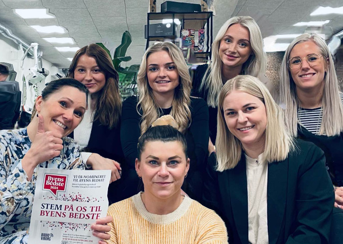 Obitsø Frisørsalon i Viborg er finalist i Byens Bedste Frisørsalon 2024!