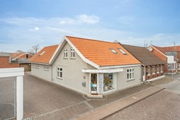 Top 6 over dyreste boliger til salg i Lem. Priser op til 2.695.000 kr