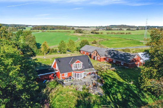 Kringelhedevej 69 og 1 anden boliger er kommet til salg denne uge i Dronninglund - se boligerne her.