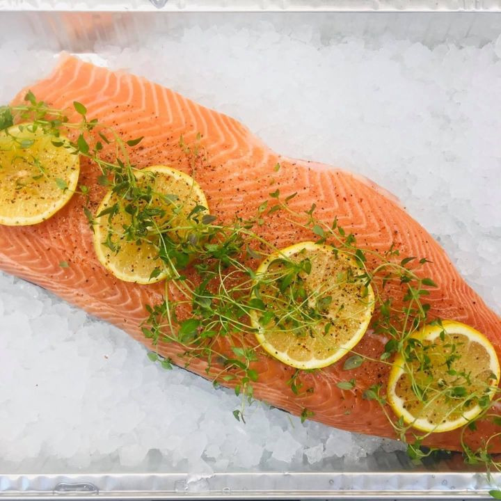 MENY HJERTING med super tilbud på frisk laksefilet til 150 kr/kg