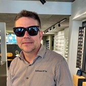 Butikken bugner med nye solbriller: Beskyt dine øjne i det høje UV-indeks