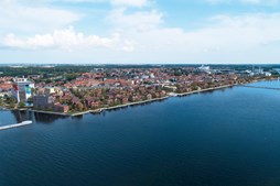 Nykøbing Falsters erhvervshavn undergår transformation til livligt rekreativt område