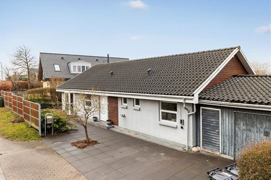 Top 6 over dyreste boliger til salg i Hjortshøj. Priser op til 7.895.000 kr
