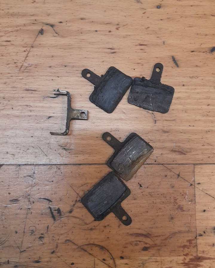 HV CARE tilbyder hjælp til mislyde og slidte bremser på cyklen