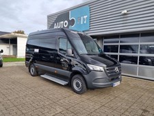 Auto Fit A/S leverer akut service: Ny Mercedes Sprinter til KJ Minibus på rekordtid