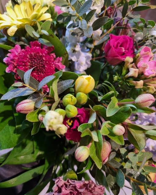Fynbogården Blomster ApS tilbyder blomster-abonnement med valgfri levering