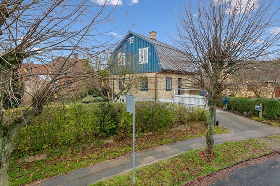 Tersløsevej 38 og 1 anden boliger er kommet til salg denne uge i Brønshøj - se boligerne her.