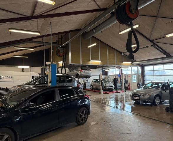 Oscar Biludlejning Hobro introducerer nyt logo og fortsætter med samme service og kvalitet